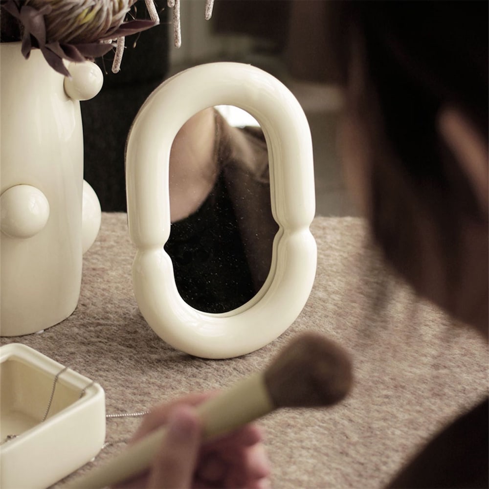 Girl Ceramic Makeup Mirror